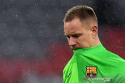 Kiper Batcelona Ter Stegen diminta tentukan masa depannya sendiri