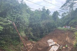PLN siaga hadapi cuaca ekstrem untuk segera pulihkan pasokan listrik