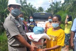 Asian Agri bantu korban banjir di Dusun Tangkahan Bosi