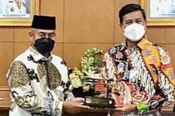 BPJS Ketenagakerjaan serahkan santunan untuk warga Kukar