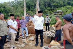 Bupati Madina minta aktifitas tambang disepanjang DAS Batang Natal dihentikan