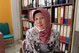 Hanya karena menegur seorang siswa, guru SD ini  dikeroyok wali murid