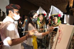 "Ten Fine Art" buat pameran 33 lukisan di Dharma Negara Alaya