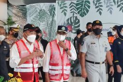 Dirut Jasa Raharja dampingi Menhub tinjau Pelabuhan Merak jelang Natal dan Tahun Baru 2022
