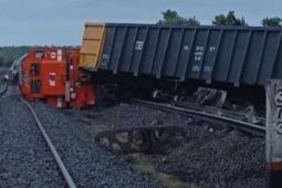 Dua KA batubara bertabrakan di Muara Enim Sumsel