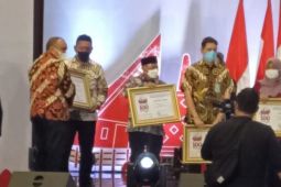 Pemkot Sibolga terima penghargaan Smart Society dari Kemenkominfo