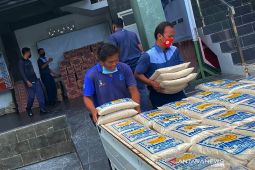 Bantuan RMI untuk Warga Terdampak APG Gunung Semeru