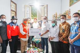 PLN bantu warga terdampak bencana Semeru senilai Rp1,5 miliar