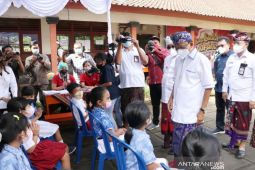 Gubernur Bali targetkan vaksinasi 35 ribu-40 ribu anak/hari