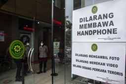 Mantan Sekretaris FPI Munarman dituntut delapan tahun penjara dalam kasus terorisme