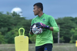 Kiper Persib Teja pulang kampung  manfaatkan jeda kompetisi