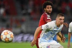 Everton tertarik datangkan Vitaliy Mykolenko dari Dynamo Kiev