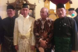 Kesultanan Deli anugerahkan gelar adat kepada sejumlah tokoh di Istana Maimoon