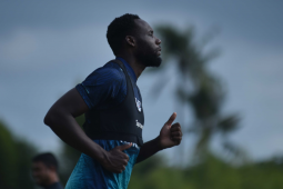 Geoffrey Castillion sebut foto kenangan Persib hilang karena akun diretas