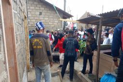 Bangka Barat apresiasi gotong royong bangun rumah layak huni HKSN