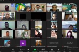 Dari Webinar "Fisip UMSU Bicara ", Vaksin COVID-19 Jangan penghalang layanan publik Medan