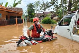 Banjir terjang Biting Lumajang akibat luapan Sungai Menjangan