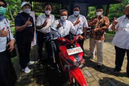 Unesa luncurkan motor elektrik khusus pengendara disabilitas