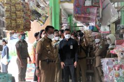 Bupati Belitung Timur imbau warga waspadai produk makanan dan minuman kedaluwarsa