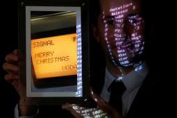 Terjual Rp1,6 miliar SMS ucapan "Merry Christmas" pertama di dunia