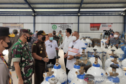 Gubernur Gorontalo cek ketersediaan tabung oksigen di perusahaan