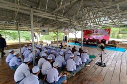 Humas Polri ingatkan santri di Bangka tidak terjerat paham radikal