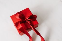 Ide hadiah Valentine untuk pasangan hingga keluarga