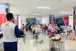 Peringati Hari Ibu, AHM ajak 1.000 perempuan Indonesia sadar keselamatan berkendara