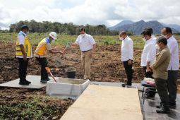 Luhut "groundbreaking" bangun  penelitian herbal-hortikultura Sumut