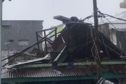 299 rumah rusak akibat puting beliung di Makassar