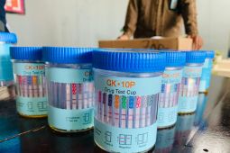 Warga Binaan Pemasyarakatan Lapas Gorontalo jalani tes urine