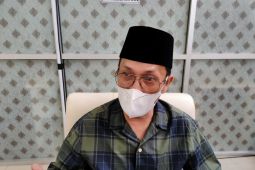 Aparat penjaga pos Nataru jaring pengendara sepeda motor untuk bervaksin