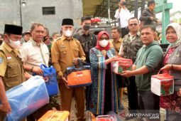 Pemkab Rejang Lebong salurkan bantuan korban kebakaran
