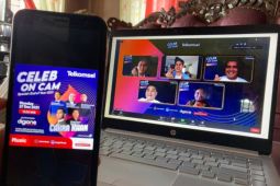 Celeb on Cam Telkomsel hadirkan Cakra Khan