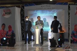 Bupati : Kondang kopiah khas Tanah Laut