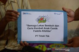 PT Timah bantu pengobatan bayi penderita penyempitan lubang anus