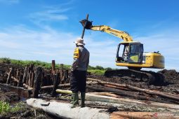 Sekat kanal lahan gambut Desa Puding Kabupaten Muaro Jambi jebol