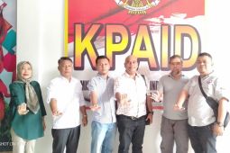 Ketua Fraksi Golkar DPRD Labura kunjungi KPAD