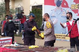 Polda Jambi musnahkan 104 pucuk senjata api rakitan