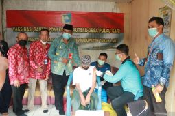 Kesbangpol bantu vaksinasi santri dan ustadz Ponpes Al-Kautsar