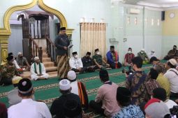 Bobby Nasution laksanakan safari jumat di Masjid Setia Al Mukkaram