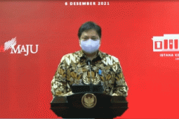 Pemerintah atur kegiatan berkumpul saat Natal - Tahun Baru