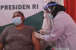 Vaksinasi COVID-19 di Tapin capai target 70 persen