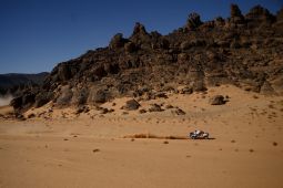 Reli Dakar: Al-Attiyah menangi etape pertama, Peterhansel kecelakaan