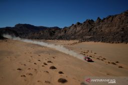 Reli Dakar: Al-Attiyah juarai etape 4