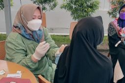 Sebanyak 114.103.362 warga telah divaksin COVID-19