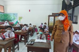 Sekolah ditutup lima hari jika ada siswa terpapar  COVID-19 saat PTM