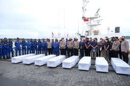 Delapan jenazah WNI korban kapal karam  di Johor dipulangkan