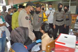 Wakapolda Jambi semangati anak yang divaksin