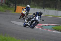 All New R15 Connected, nikmati kualitas berkendara "Connect with R Spirit"
